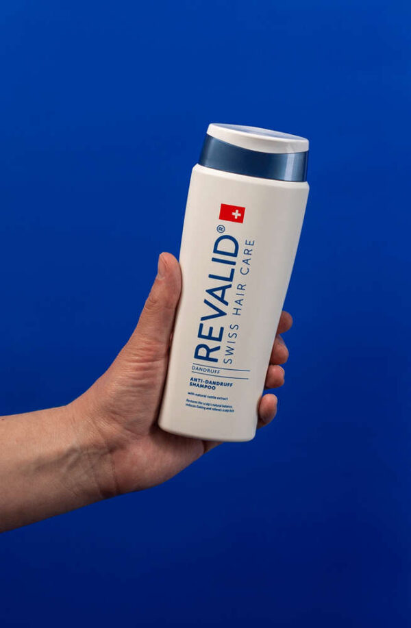 Revalid Anti-Dandruff Shampoo 250 ml - Image 2